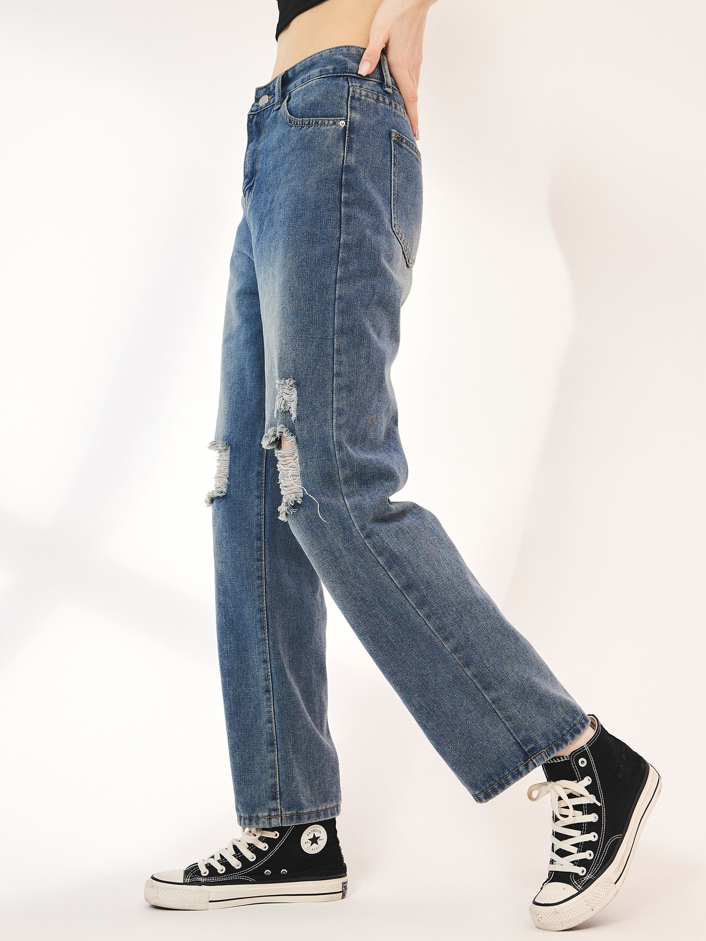 Ripped Flare Leg Jeans丨Urbanic