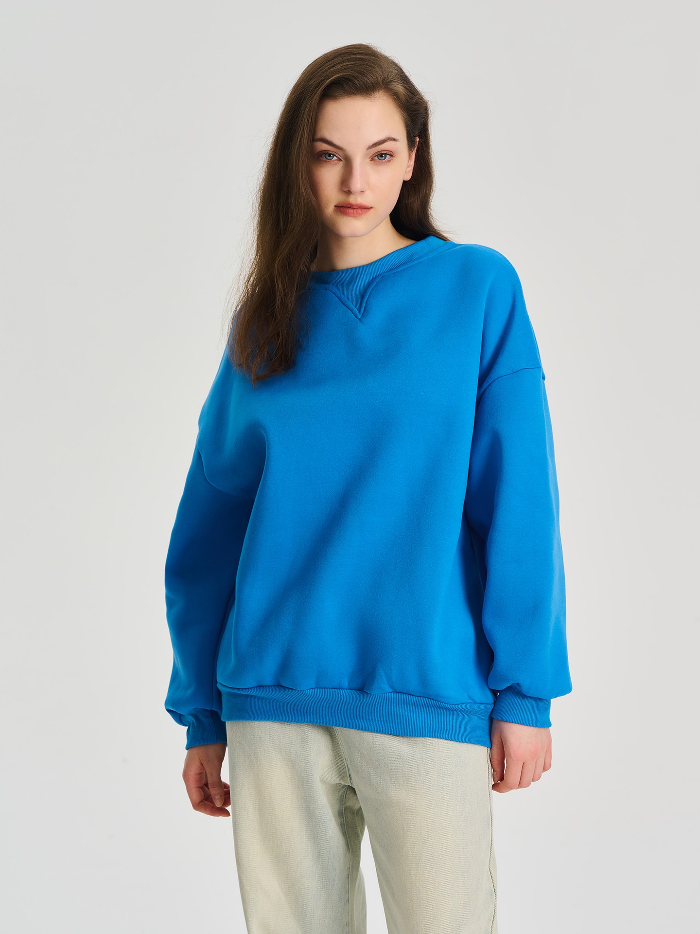 Embroidered Pullover Sweatshirt丨Urbanic | Most Favourite