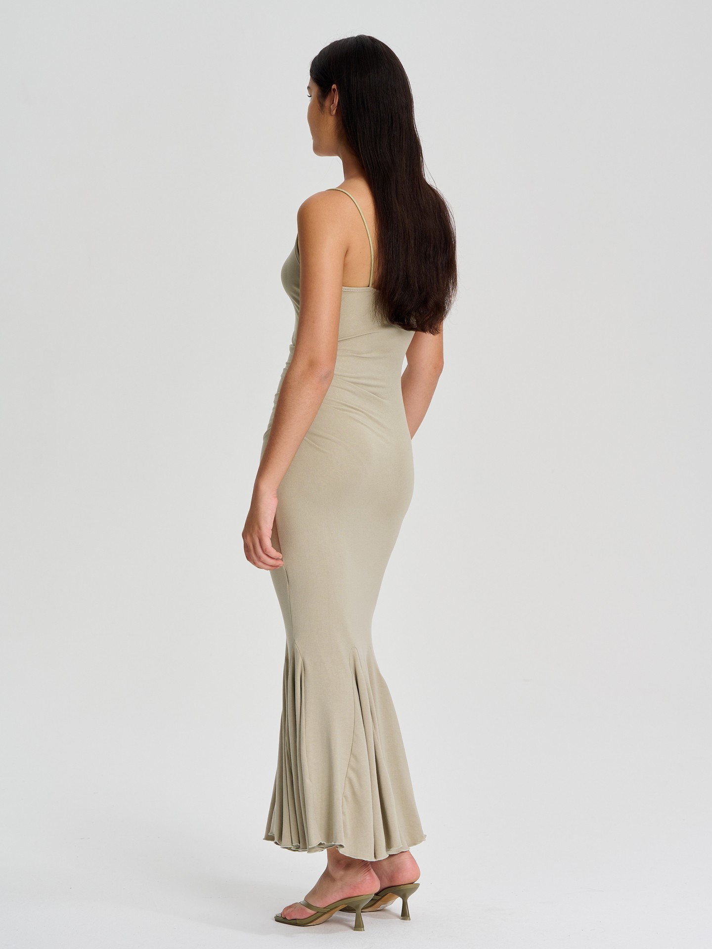 urbanic backless fishtail gawn dress review/urbanic dress review 