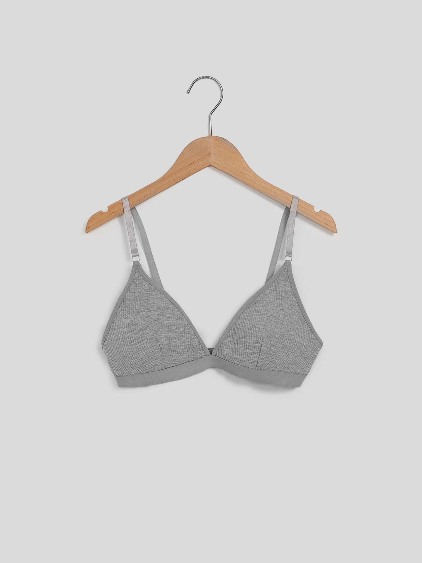 the most comfortable bras for every day 🤍🔗 @urbanic_in Comment “Link” to  get it link in your DM 🤍 #brahaul #urbanic #foryo