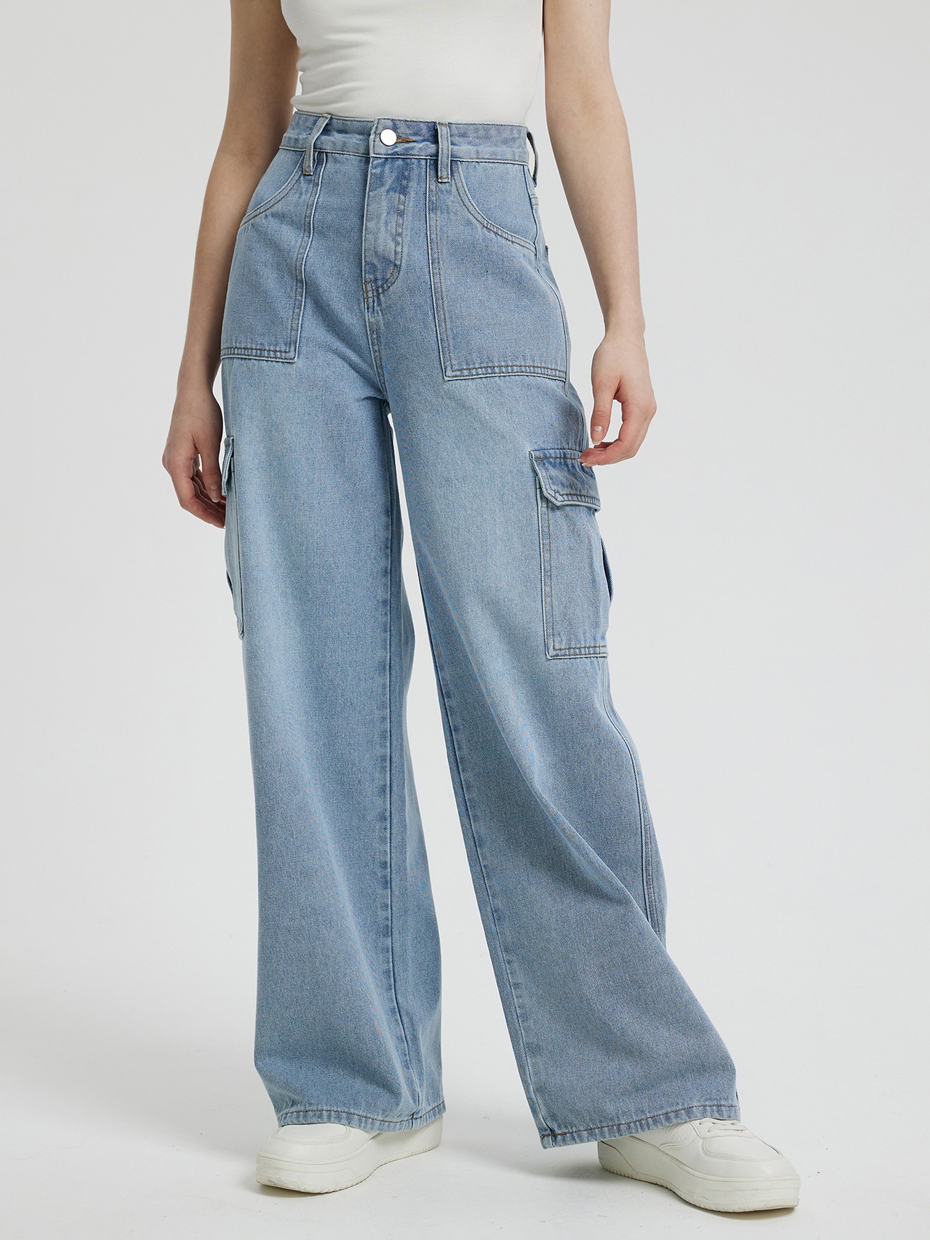 Pocket Straight Leg Jeans