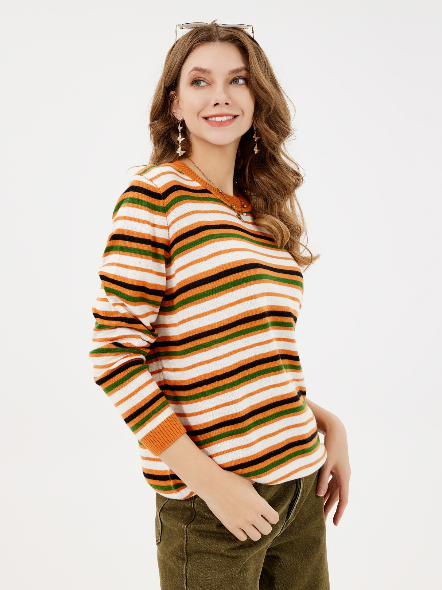 Simplicity Pullover Sweater Urbanic Most Favourite