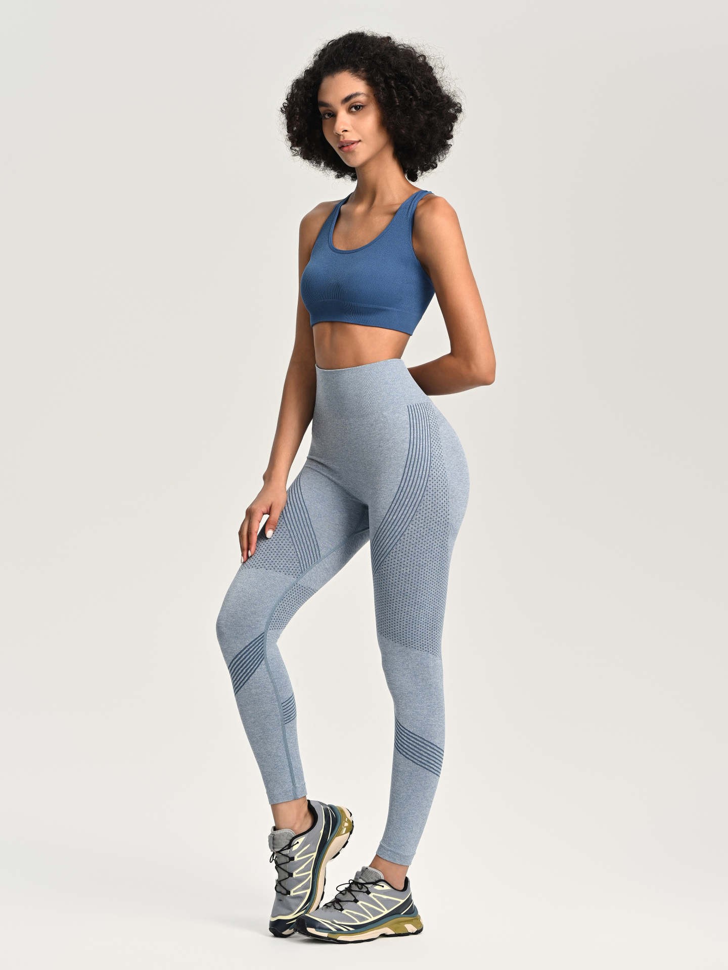 PUMA Training Evoknit Seamless Leggings In Cobalt Blue, 56% OFF