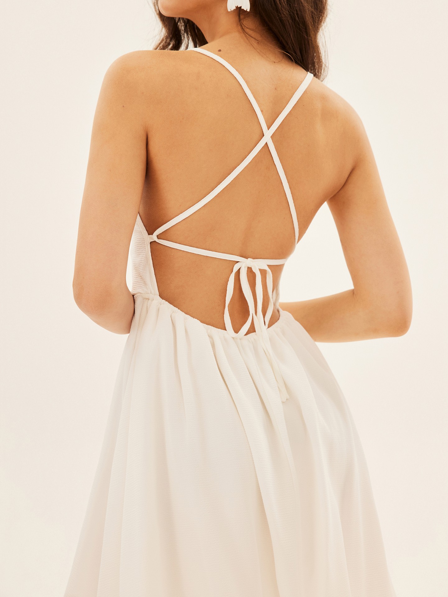 Backless A-Line Dress丨Urbanic