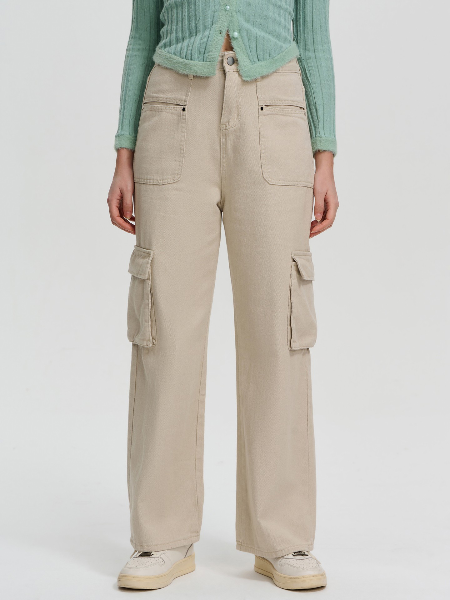 STRAIGHT CUT PANTS WITH POCKETS